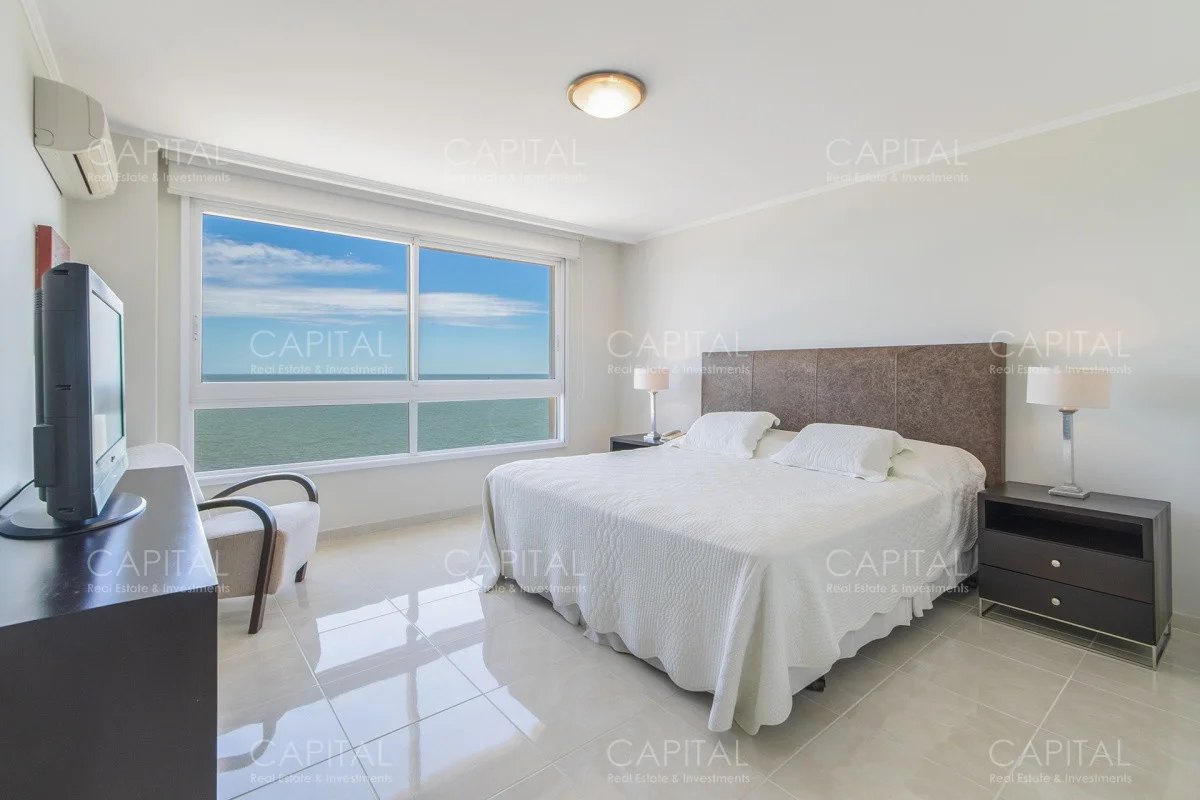 Apartamento en Playa Mansa, propiedad 278953 -Imagen 5
