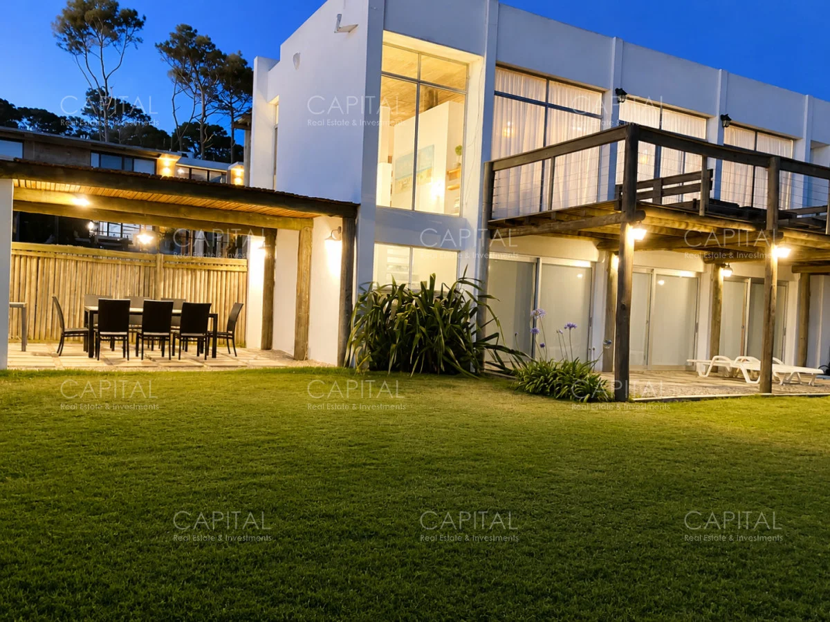 Casa en La Juanita, propiedad 278995 -Imagen 2