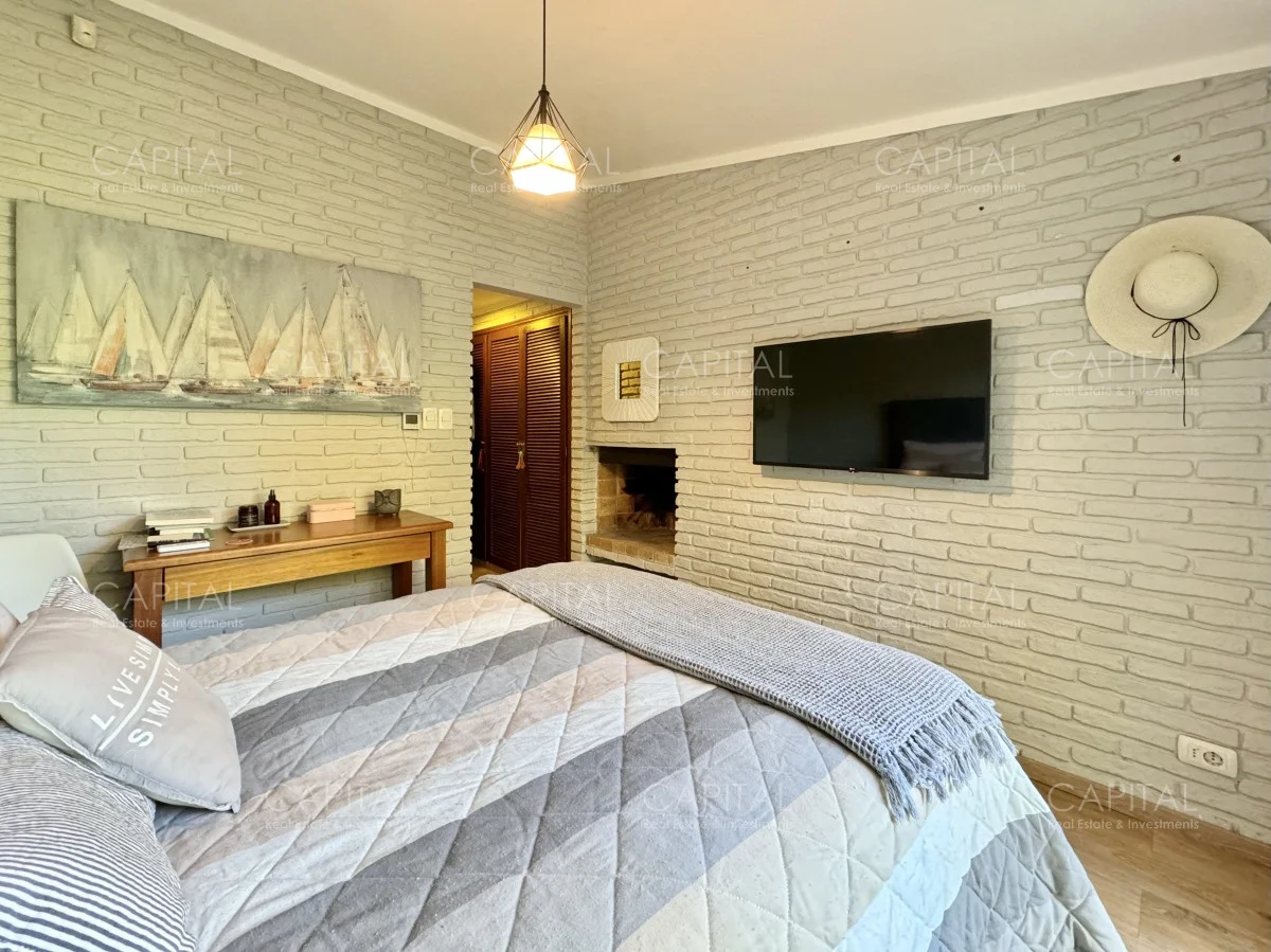 Casa en Playa Mansa, propiedad 279028 -Imagen 9