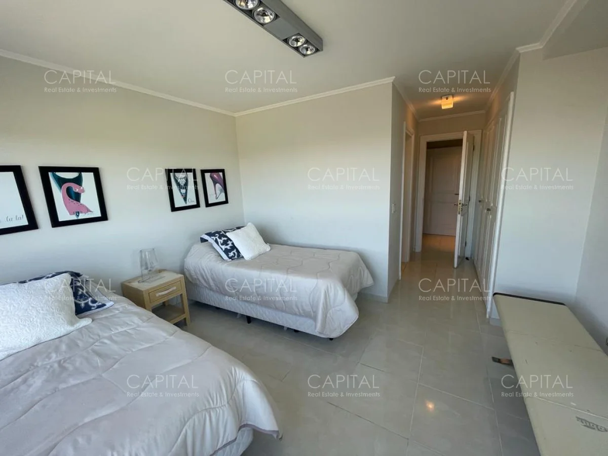 Apartamento en Playa Mansa, propiedad 279033 -Imagen 11