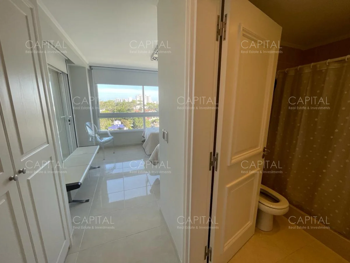 Apartamento en Playa Mansa, propiedad 279033 -Imagen 14