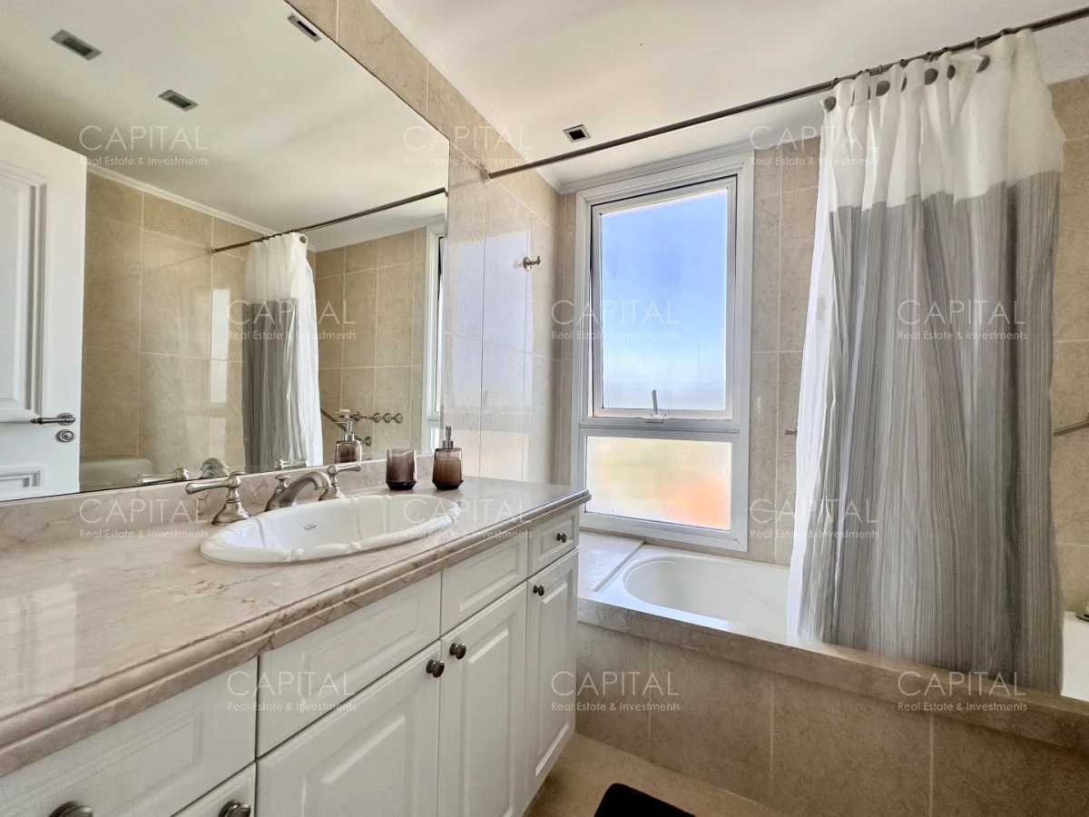 Apartamento en Playa Mansa, propiedad 279033 -Imagen 19