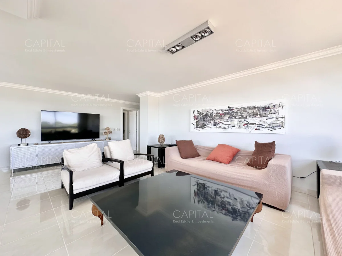 Apartamento en Playa Mansa, propiedad 279033 -Imagen 4
