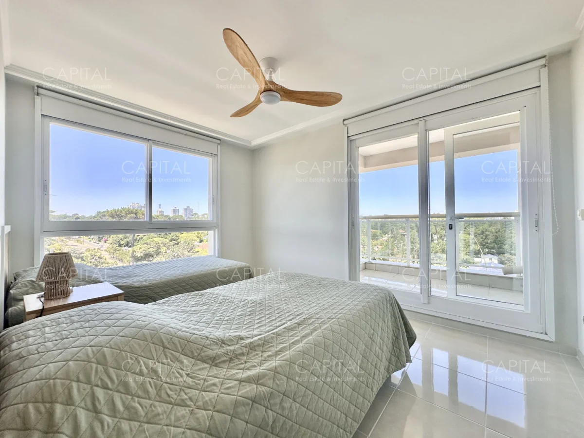 Apartamento en Playa Mansa, propiedad 279033 -Imagen 9