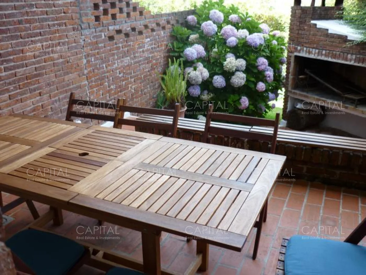 Casa en Barrio Cantegril, propiedad 279096 -Imagen 2