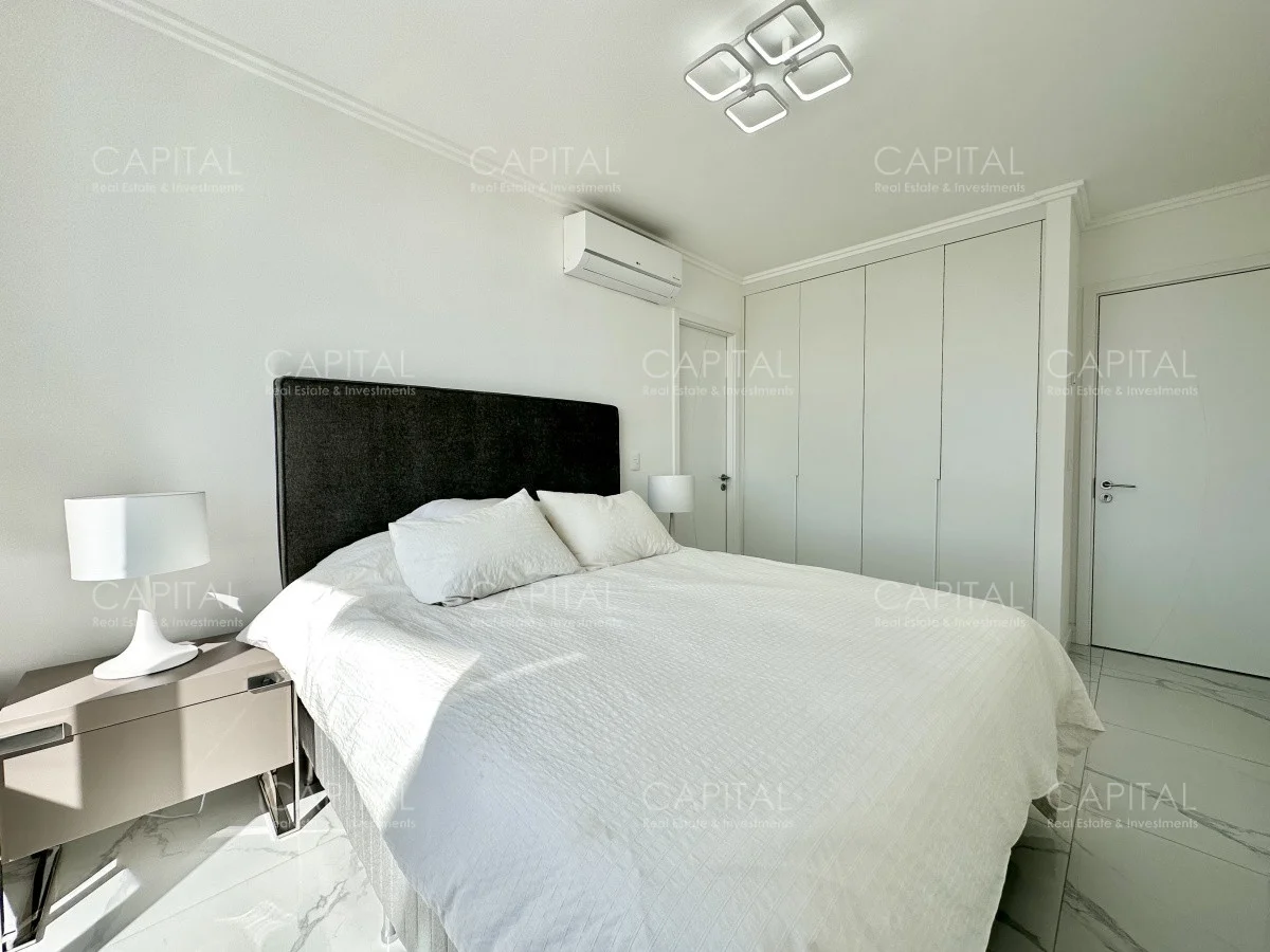 Apartamento en Playa Mansa, propiedad 279100 -Imagen 11