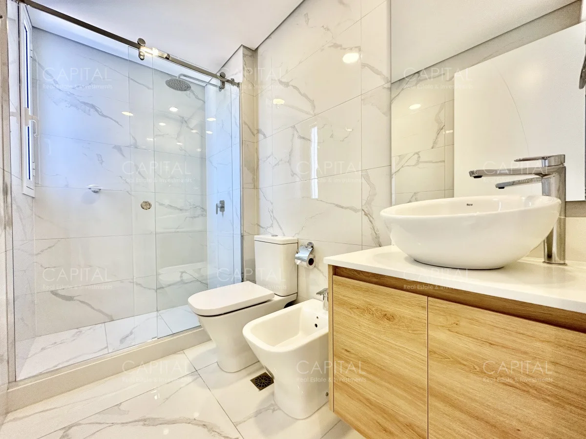 Apartamento en Playa Mansa, propiedad 279100 -Imagen 10
