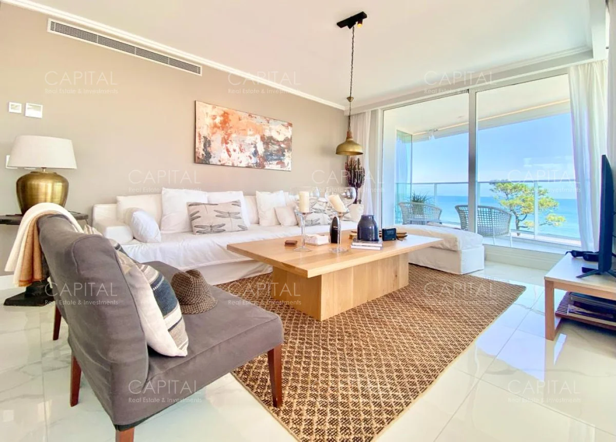 Apartamento en Playa Mansa, propiedad 279110 -Imagen 2