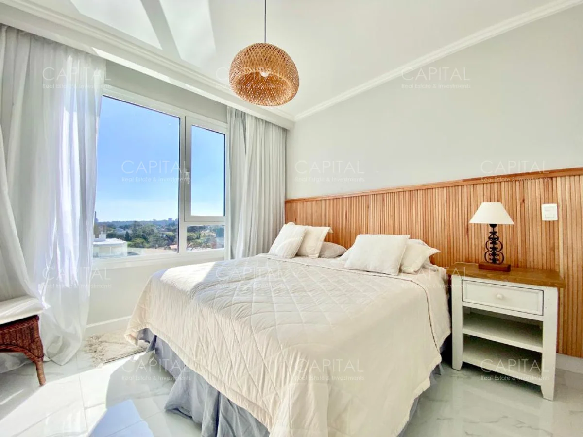 Apartamento en Playa Mansa, propiedad 279110 -Imagen 11