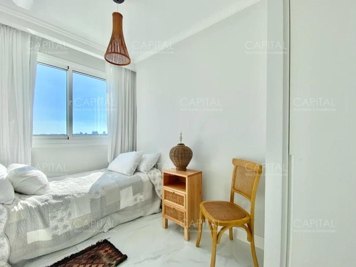 Apartamento en Playa Mansa, propiedad 279110 -Imagen 24