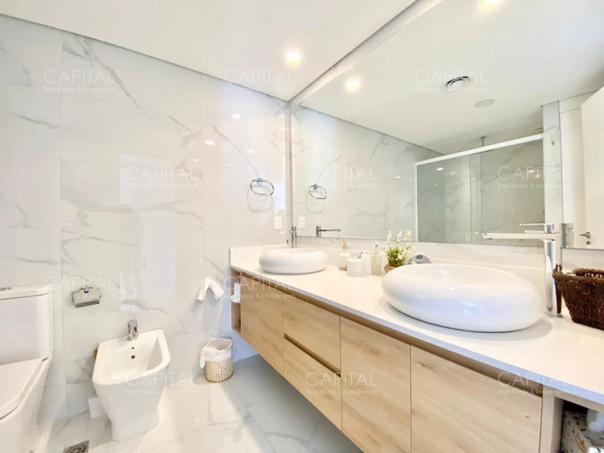 Apartamento en Playa Mansa, propiedad 279110 -Imagen 10