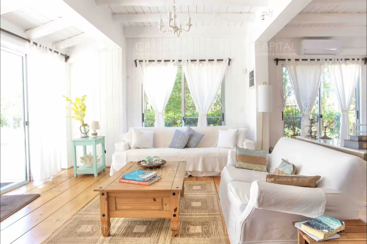 Casa en La Juanita, propiedad 279182 -Imagen 2