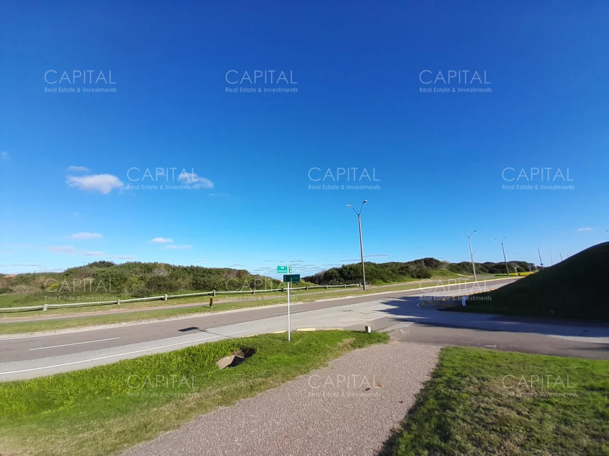 Terreno en Playa Brava, propiedad 279227 -Imagen 3