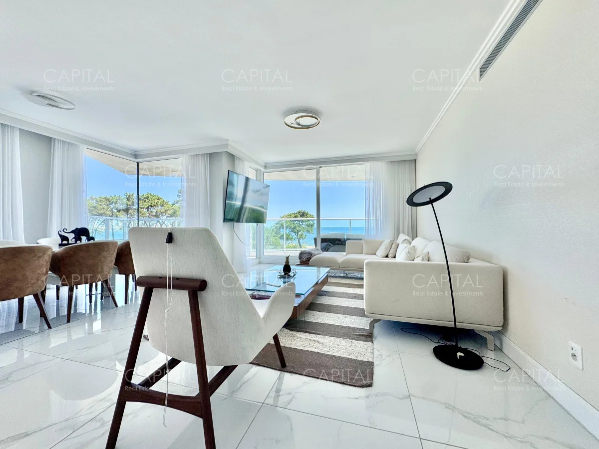 Apartamento en Playa Mansa, propiedad 279354 -Imagen 2