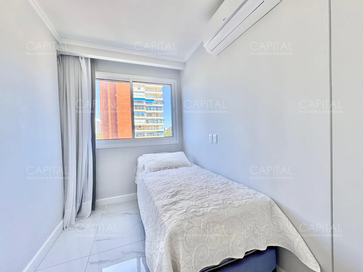 Apartamento en Playa Mansa, propiedad 279354 -Imagen 23