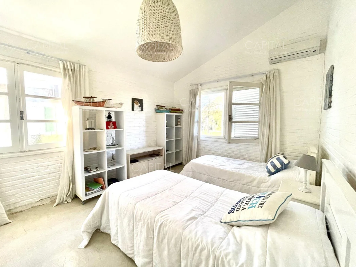Casa en Playa Mansa, propiedad 279360 -Imagen 8