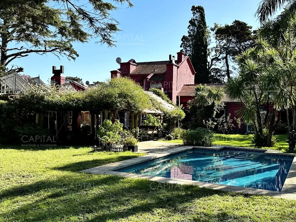Casa en Playa Mansa, propiedad 279389 -Imagen 2