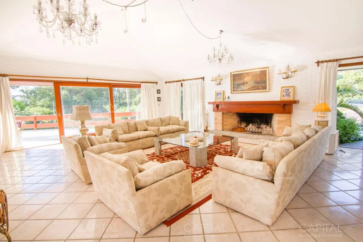 Casa en Playa Mansa, propiedad 279395 -Imagen 3