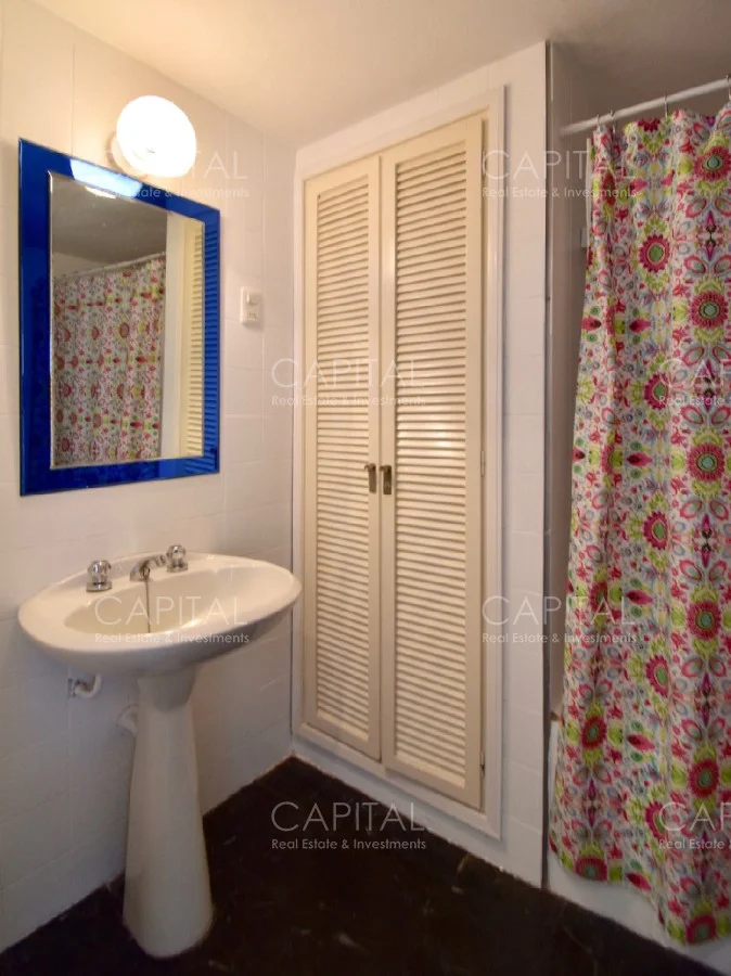 Apartamento en Playa Mansa, propiedad 279553 -Imagen 16