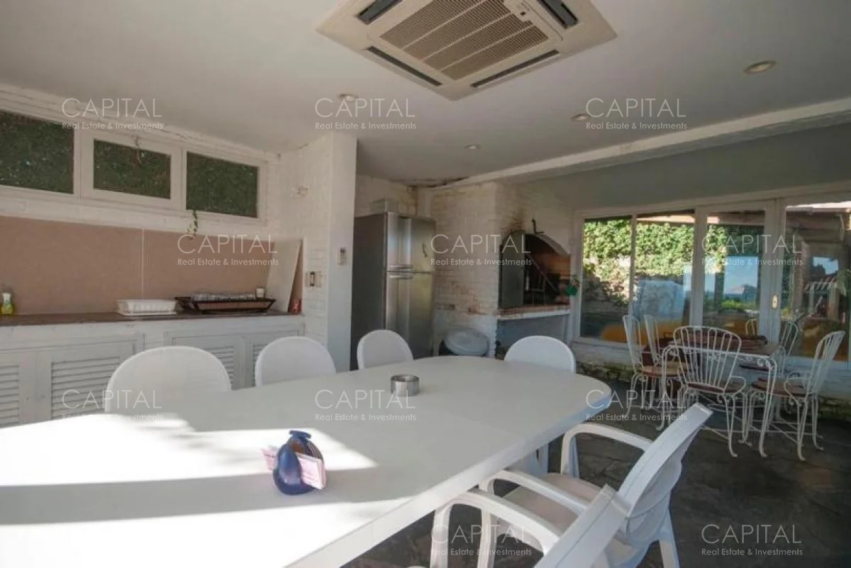 Casa en Playa Mansa, propiedad 279556 -Imagen 12