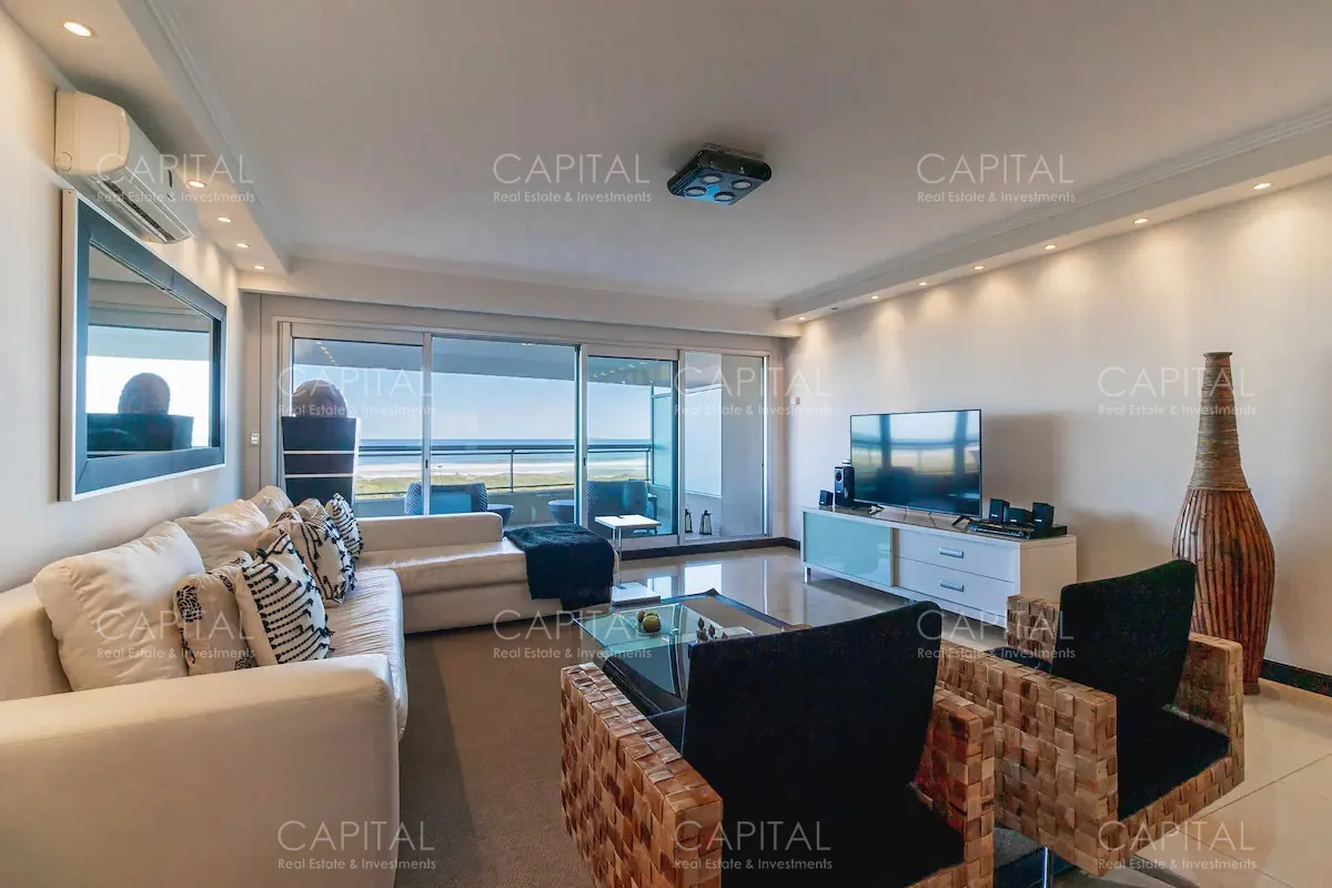 Apartamento en Playa Brava, propiedad 279628 -Imagen 2