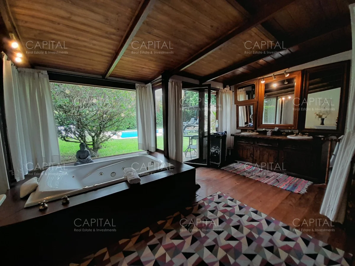 Casa en Playa Mansa, propiedad 279643 -Imagen 18