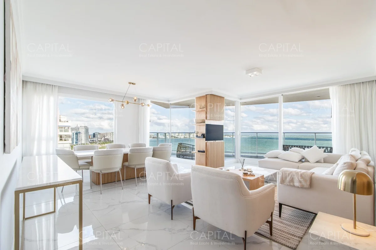 Apartamento en Playa Mansa, propiedad 279660 -Imagen 2