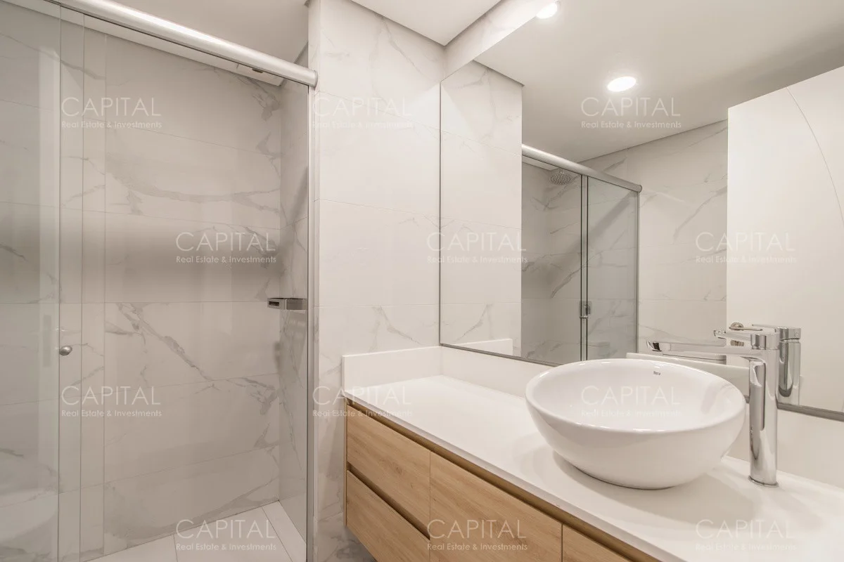 Apartamento en Playa Mansa, propiedad 279660 -Imagen 18