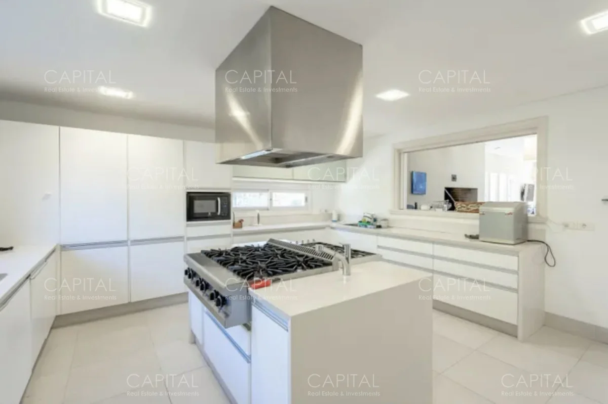 Casa en Berverly Hills, propiedad 279701 -Imagen 13
