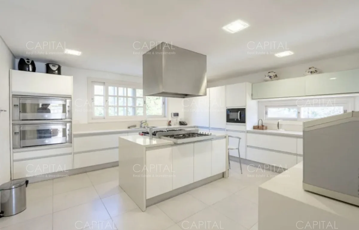 Casa en Berverly Hills, propiedad 279701 -Imagen 8