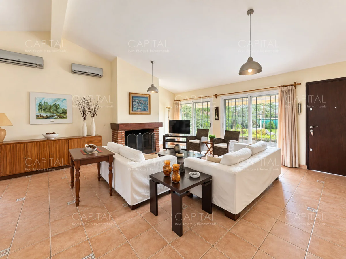 Casa en Playa Mansa, propiedad 279702 -Imagen 2