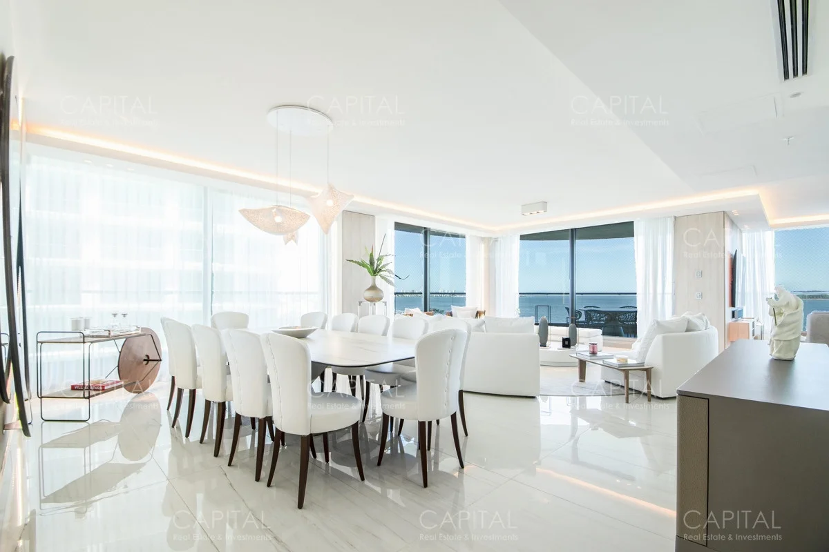 Apartamento en Playa Mansa, propiedad 279704 -Imagen 1