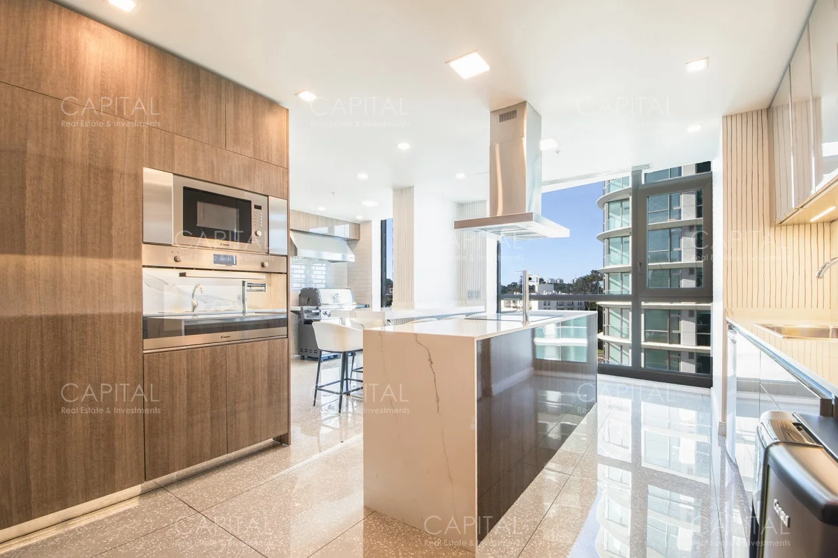 Apartamento en Playa Mansa, propiedad 279704 -Imagen 13