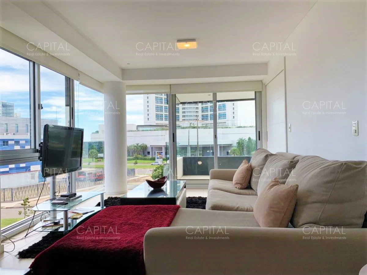 Apartamento en Playa Mansa, propiedad 279742 -Imagen 1