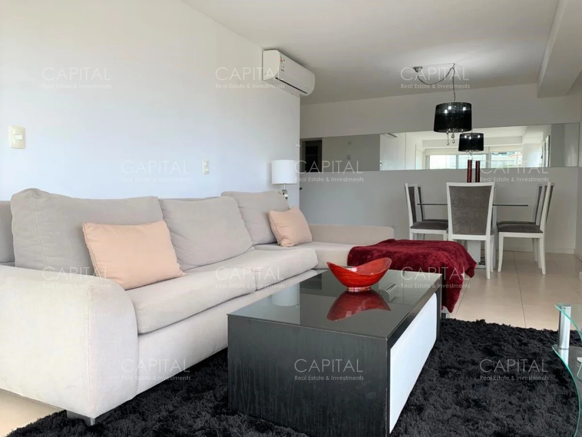 Apartamento en Playa Mansa, propiedad 279742 -Imagen 3