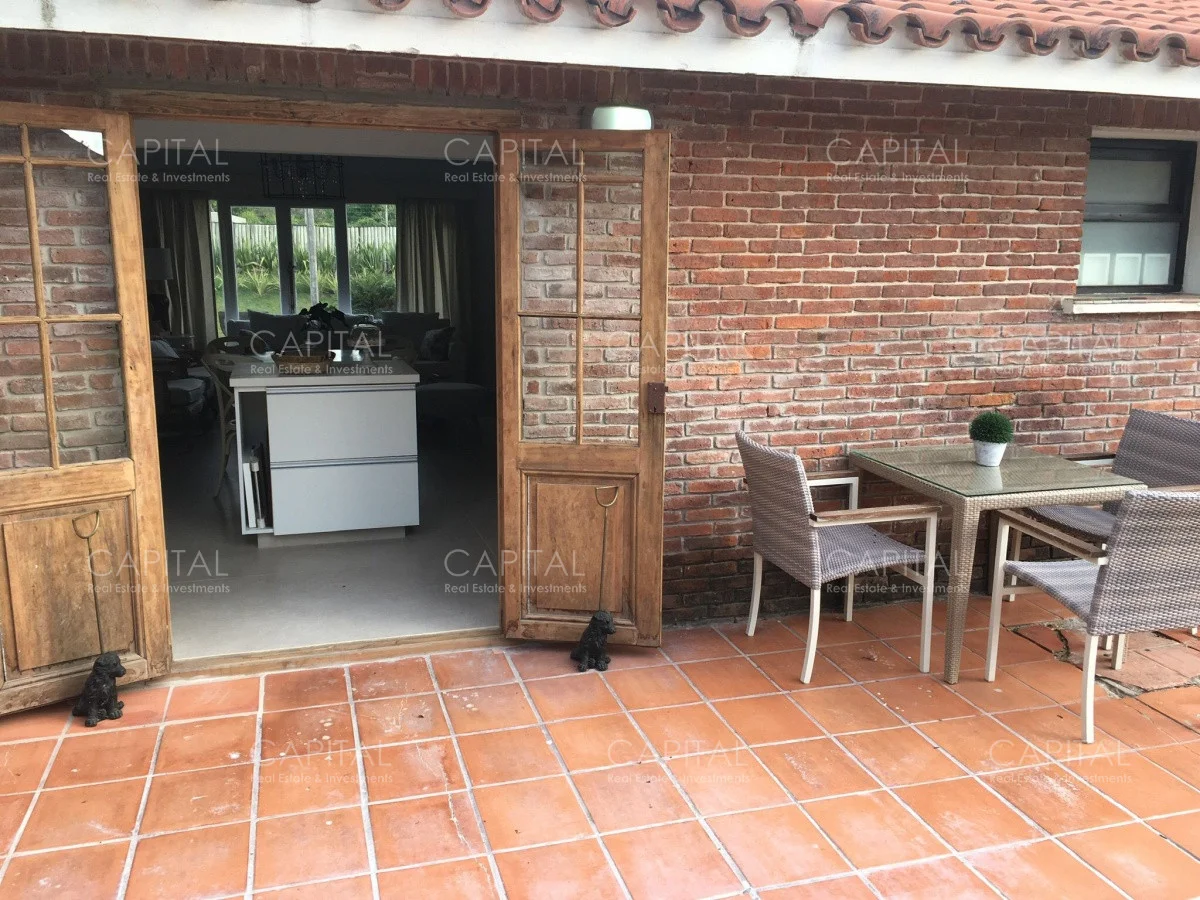 Casa en Playa Mansa, propiedad 279771 -Imagen 19