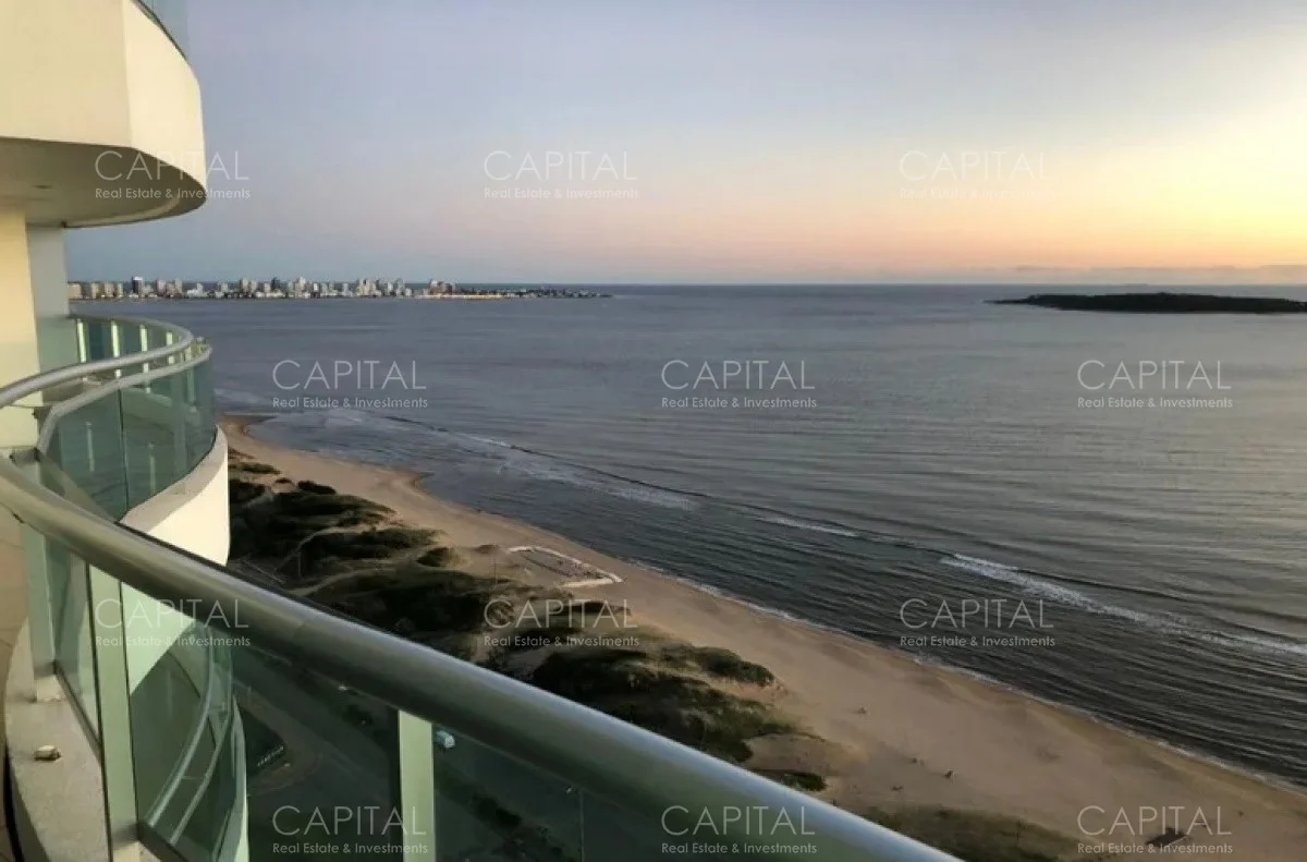 Apartamento en Playa Mansa, propiedad 279776 -Imagen 12