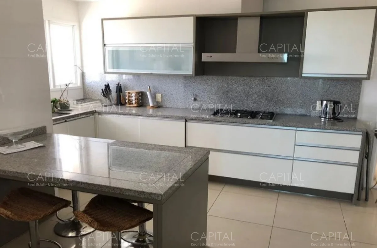 Apartamento en Playa Mansa, propiedad 279776 -Imagen 13