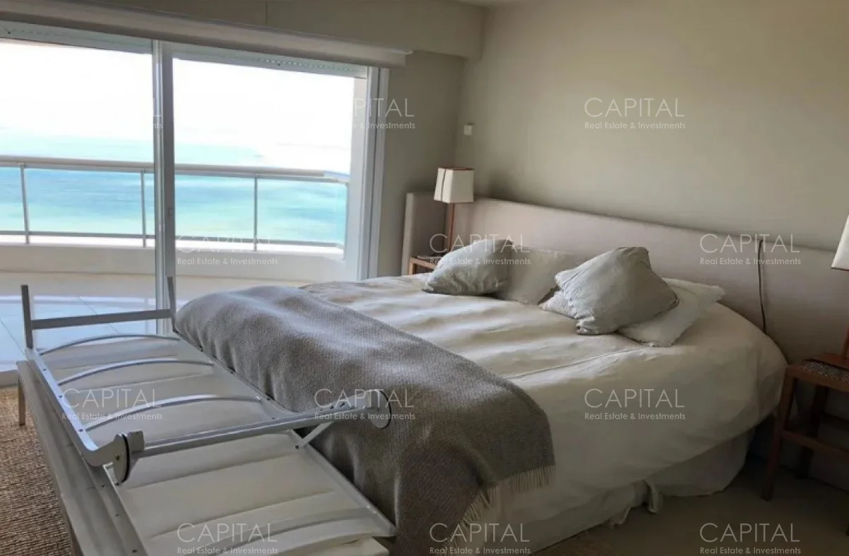 Apartamento en Playa Mansa, propiedad 279776 -Imagen 9