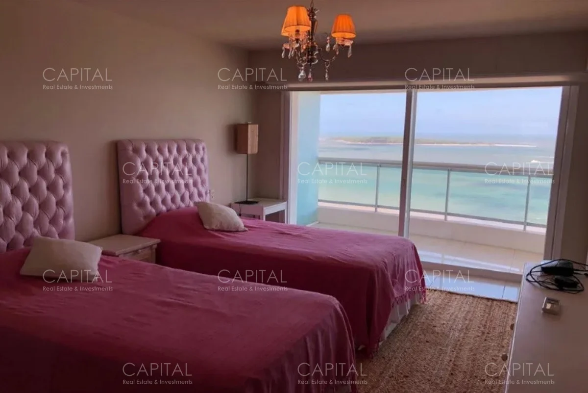 Apartamento en Playa Mansa, propiedad 279776 -Imagen 11