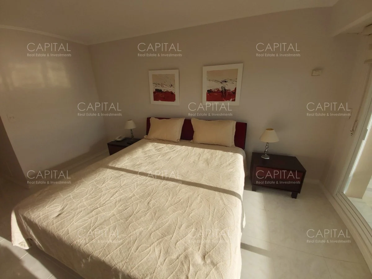 Apartamento en Playa Mansa, propiedad 280111 -Imagen 12