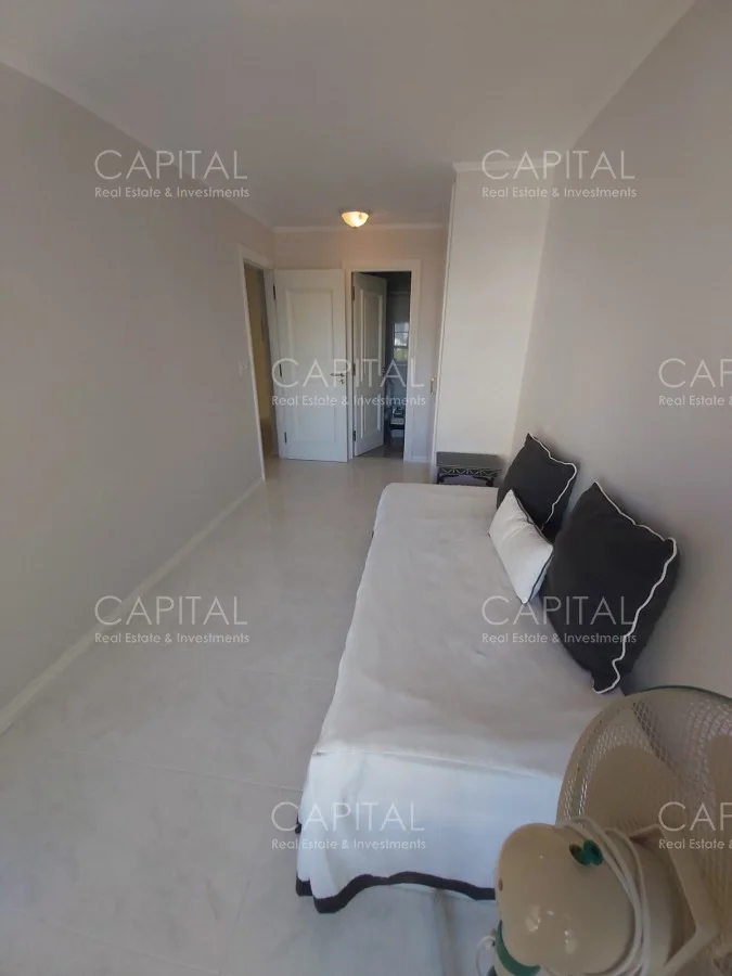 Apartamento en Playa Mansa, propiedad 280111 -Imagen 20