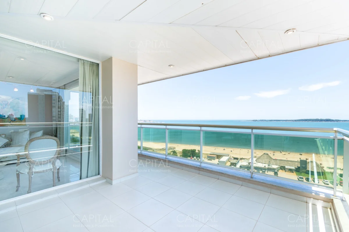 Apartamento en Playa Mansa, propiedad 280268 -Imagen 3