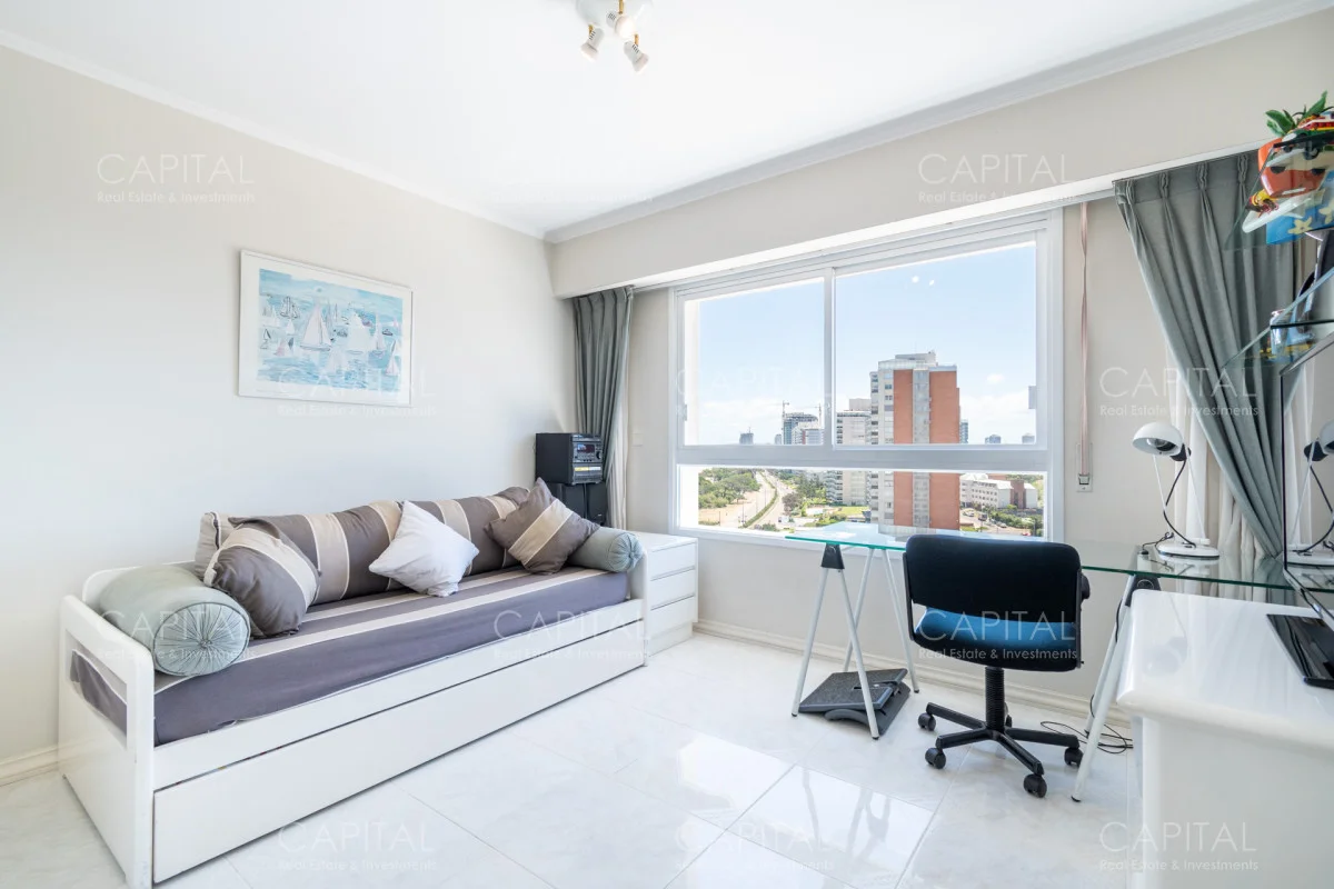 Apartamento en Playa Mansa, propiedad 280268 -Imagen 25