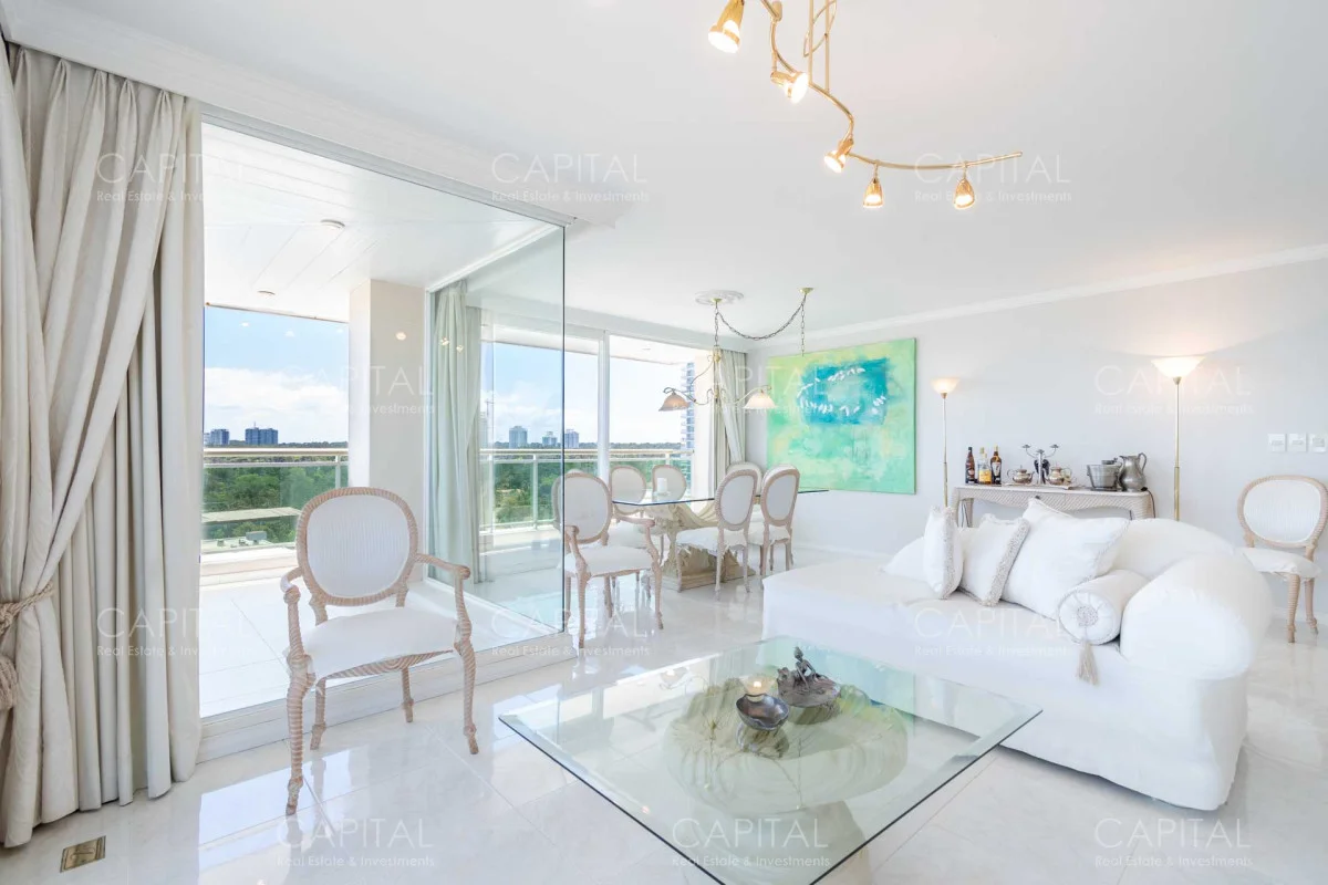 Apartamento en Playa Mansa, propiedad 280268 -Imagen 6