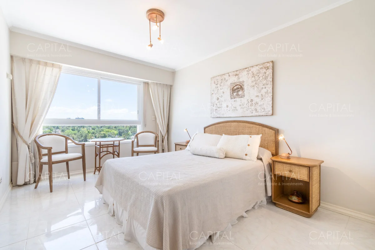 Apartamento en Playa Mansa, propiedad 280268 -Imagen 8
