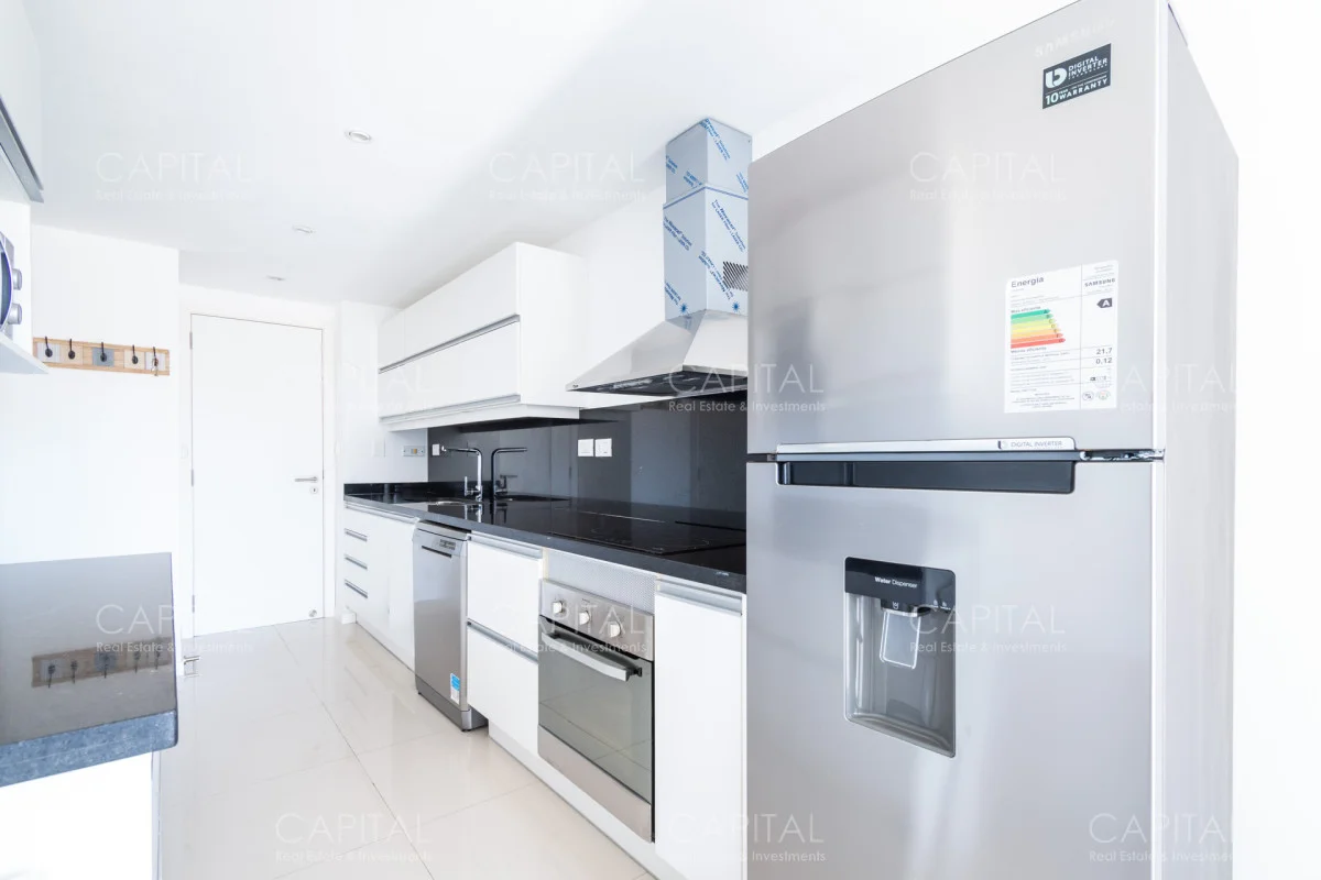 Apartamento en Playa Mansa, propiedad 280301 -Imagen 13