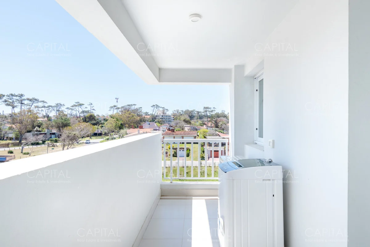 Apartamento en Playa Mansa, propiedad 280301 -Imagen 17