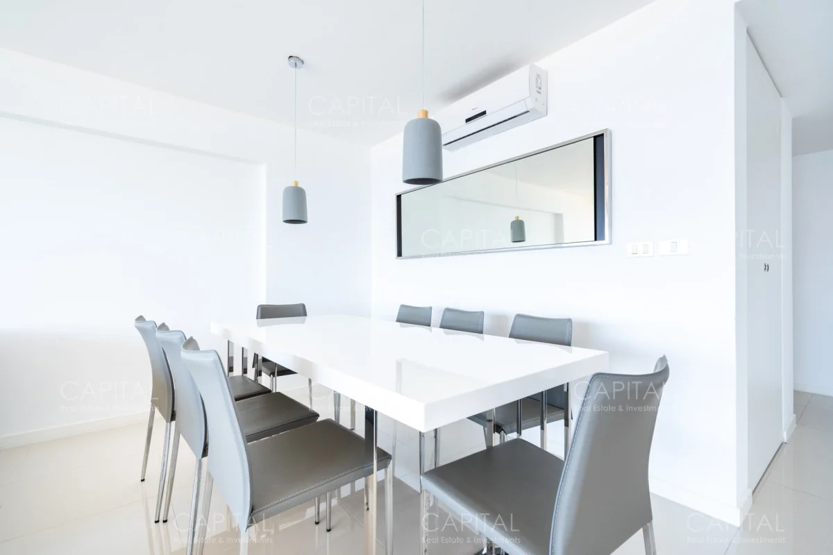 Apartamento en Playa Mansa, propiedad 280301 -Imagen 4