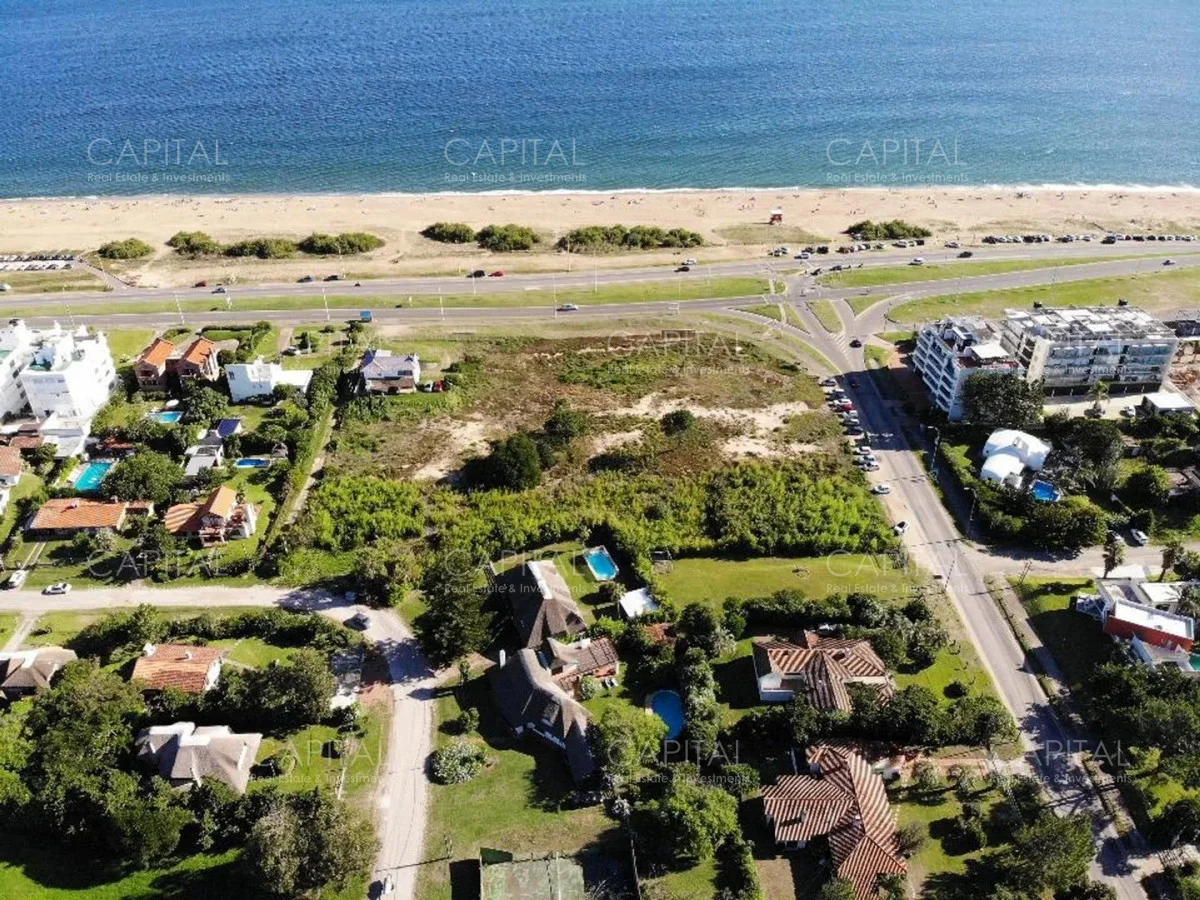 Terreno en Playa Mansa, propiedad 280344 -Imagen 2